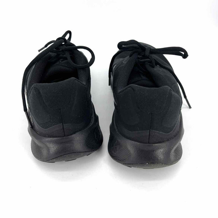 Shoe Size 8.5 Nike Black Knit Sneakers