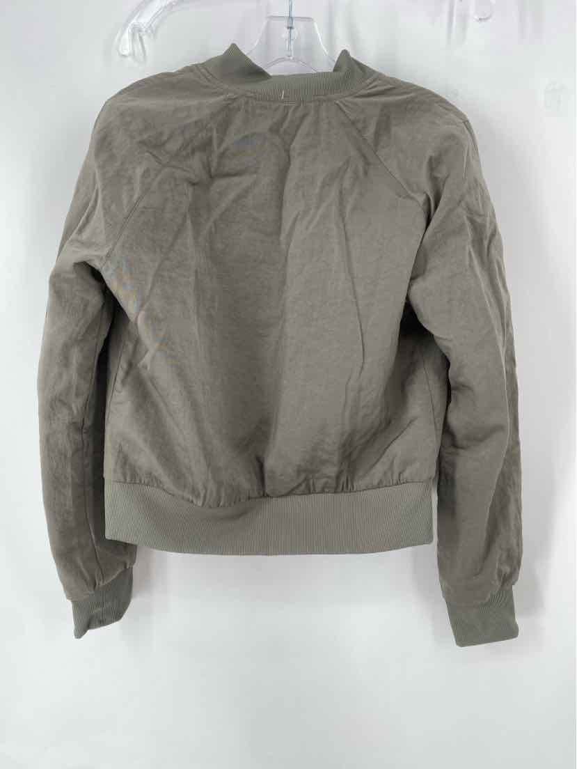 Size S Lululemon Gray Jacket