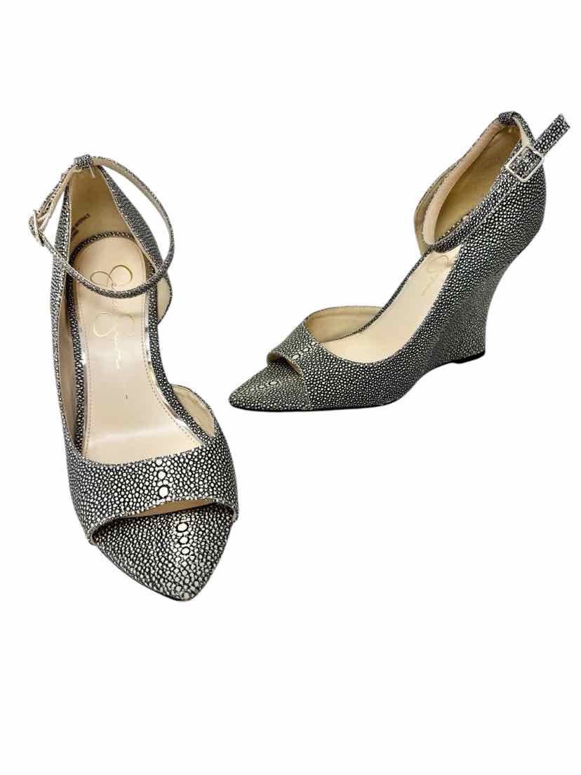 Shoe Size 8 Jessica Simpson Black/White Sandals
