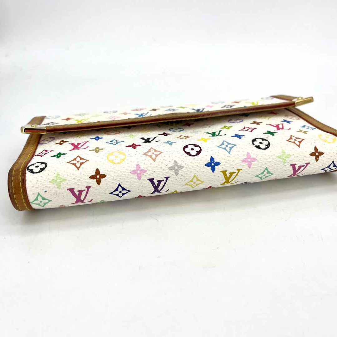 Louis Vuitton Luxury - Wallet
