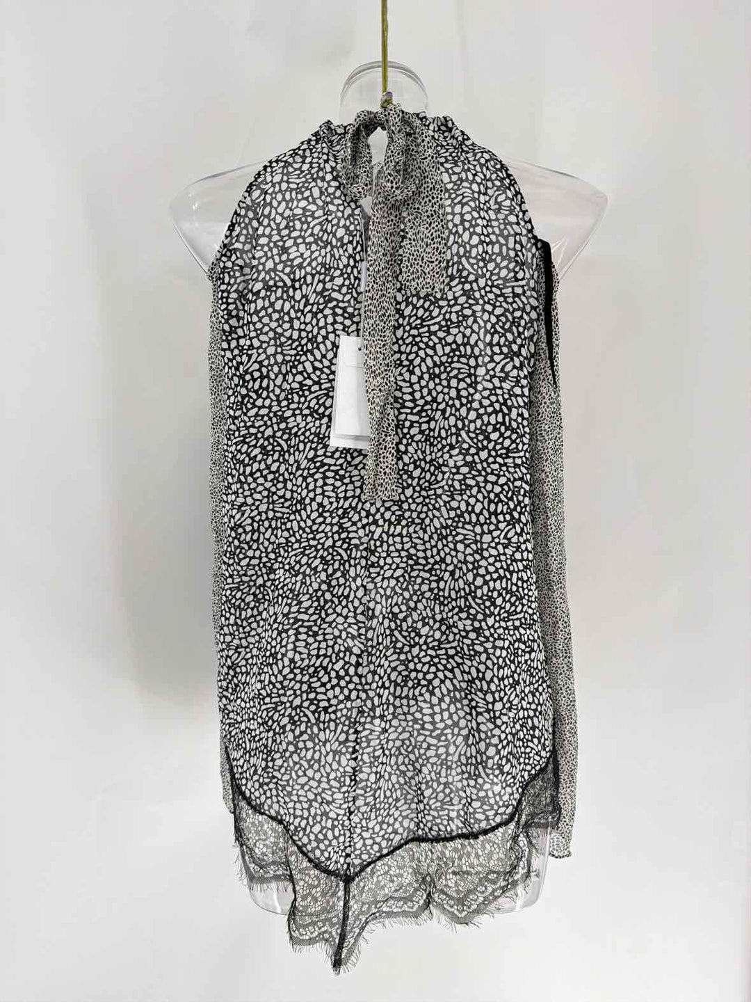 Size 6 DEREK LAM White Print Shirt