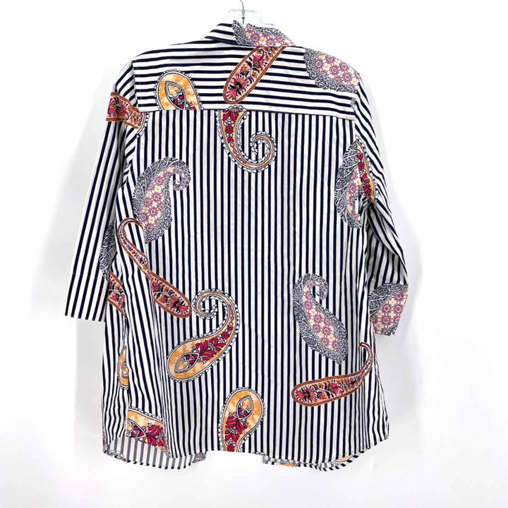 Size M Chico's Multi-Color Shirt