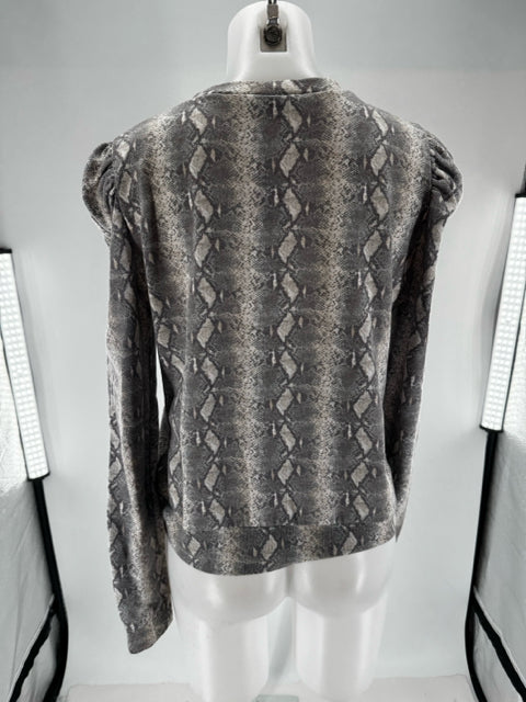 Size M GENERATIONAL LOVE Gray Sweater