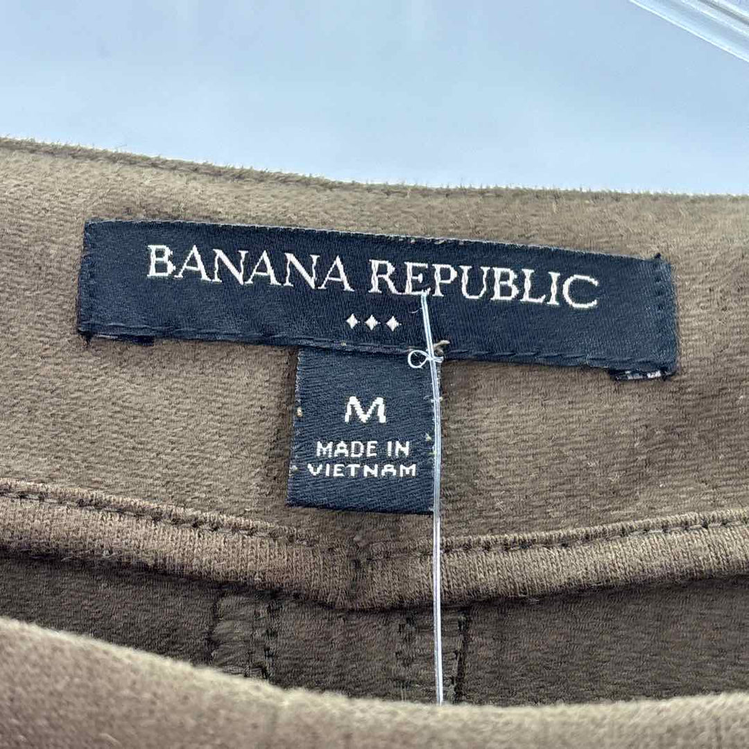 Size M Banana Republic Brown Shirt
