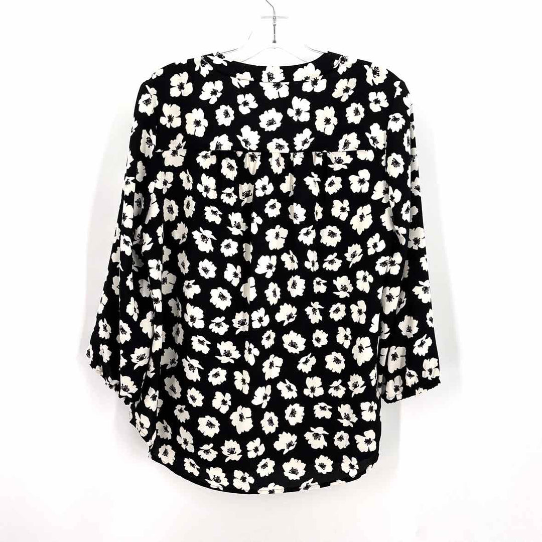 Size S Anne Klein Black/White Shirt