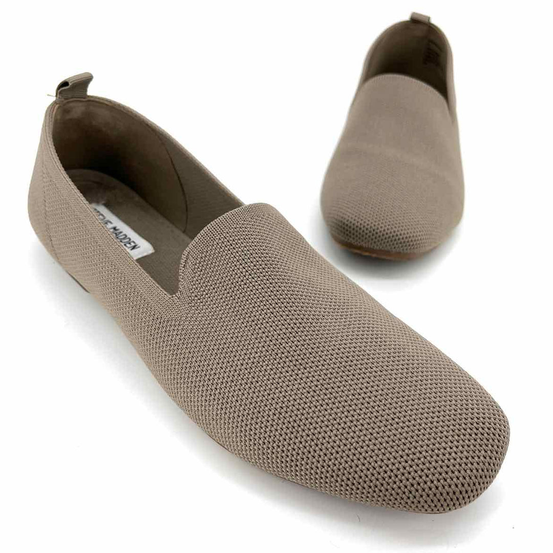 Shoe Size 9.5 Steve Madden Taupe Flats