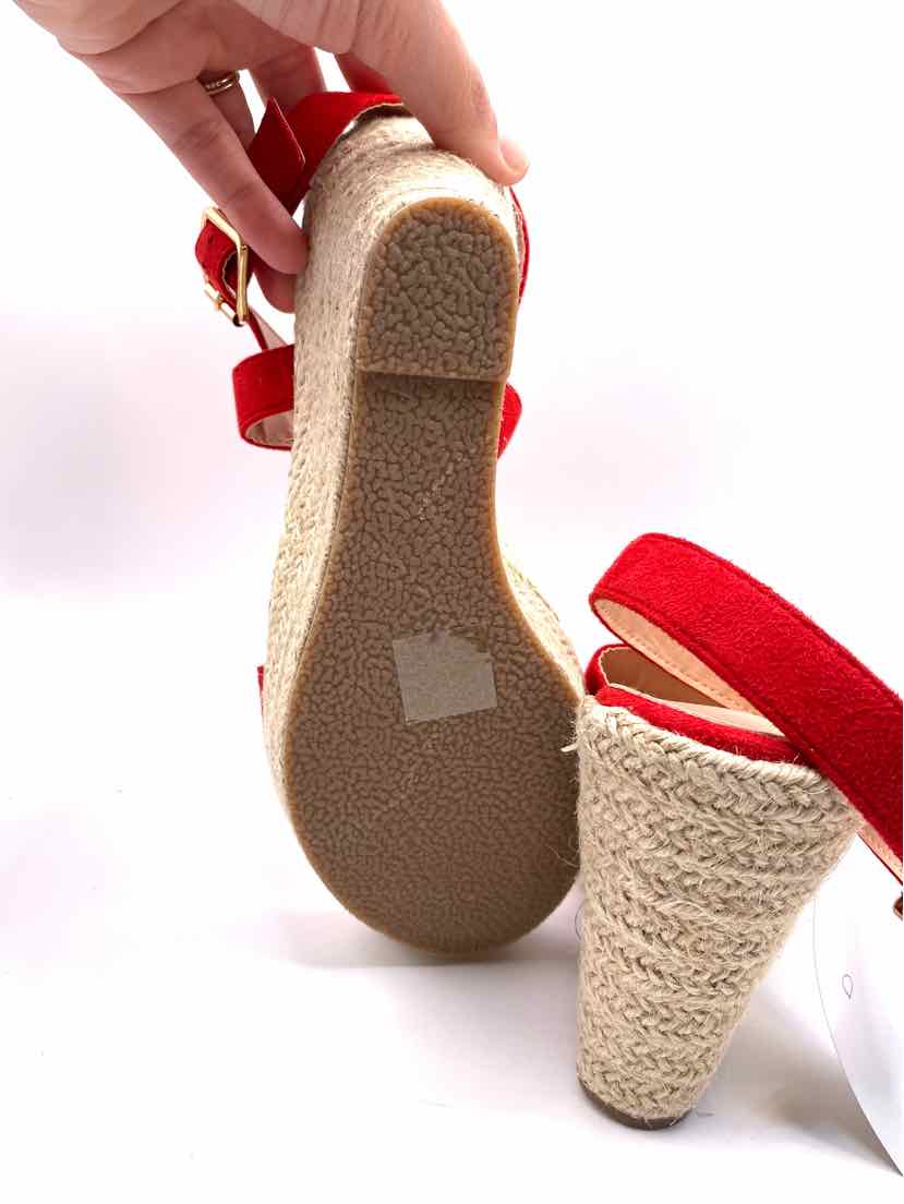 Shoe Size 8.5 Red Sandals