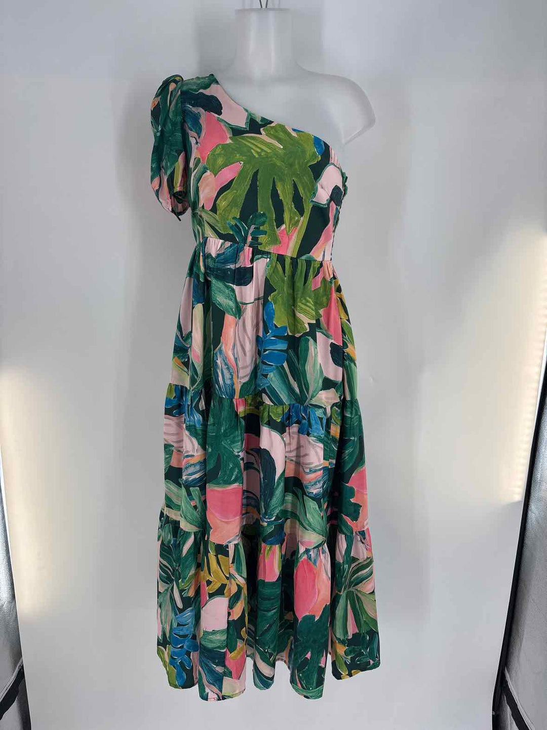 Size S TCEC Green Print Dress Size S TCEC Green Print Dress