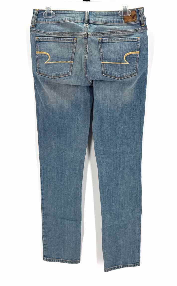 Size 6 AMERICAN EAGLE Light Blue Denim Jeans
