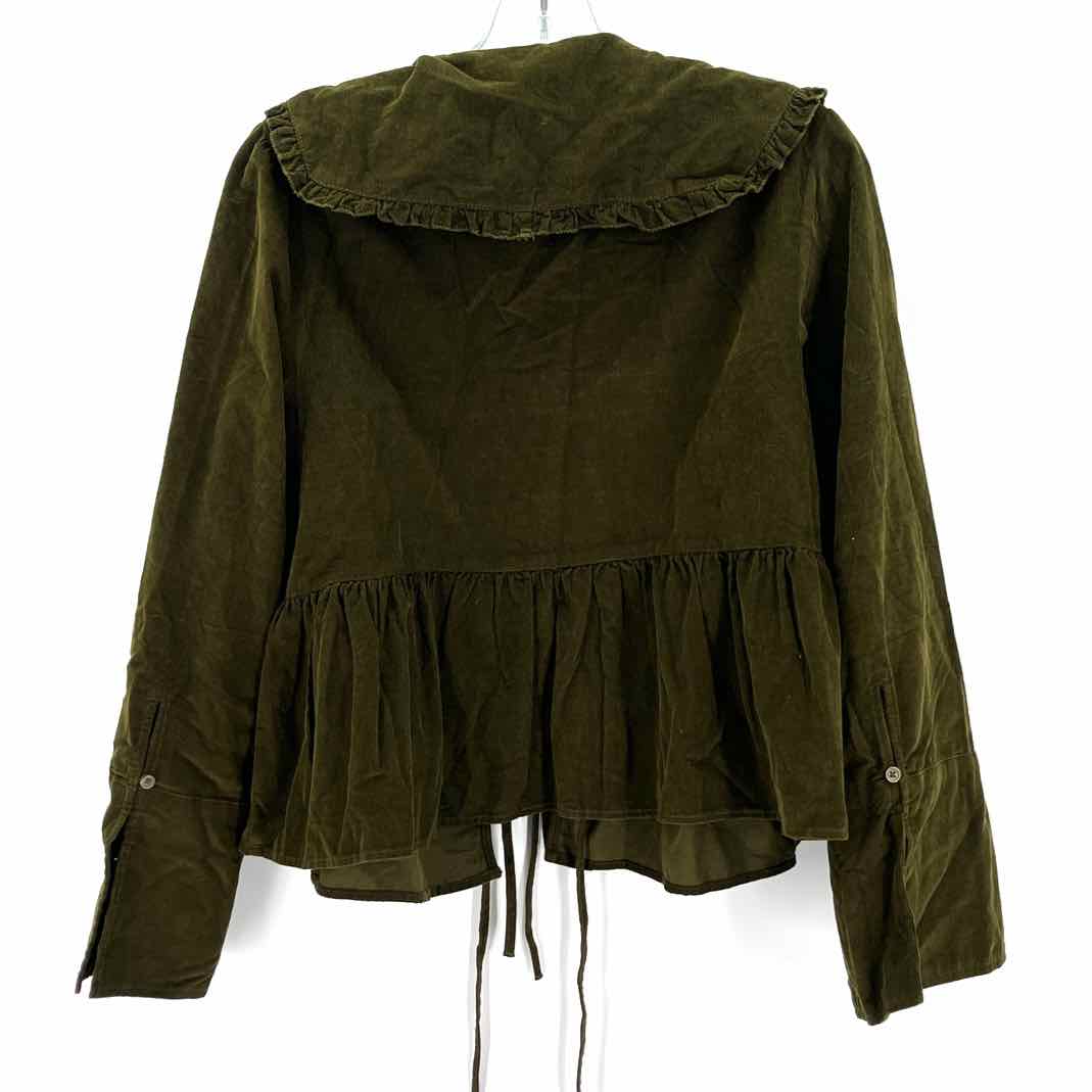 Size M AMERICAN EAGLE Olive Corduroy Shirt