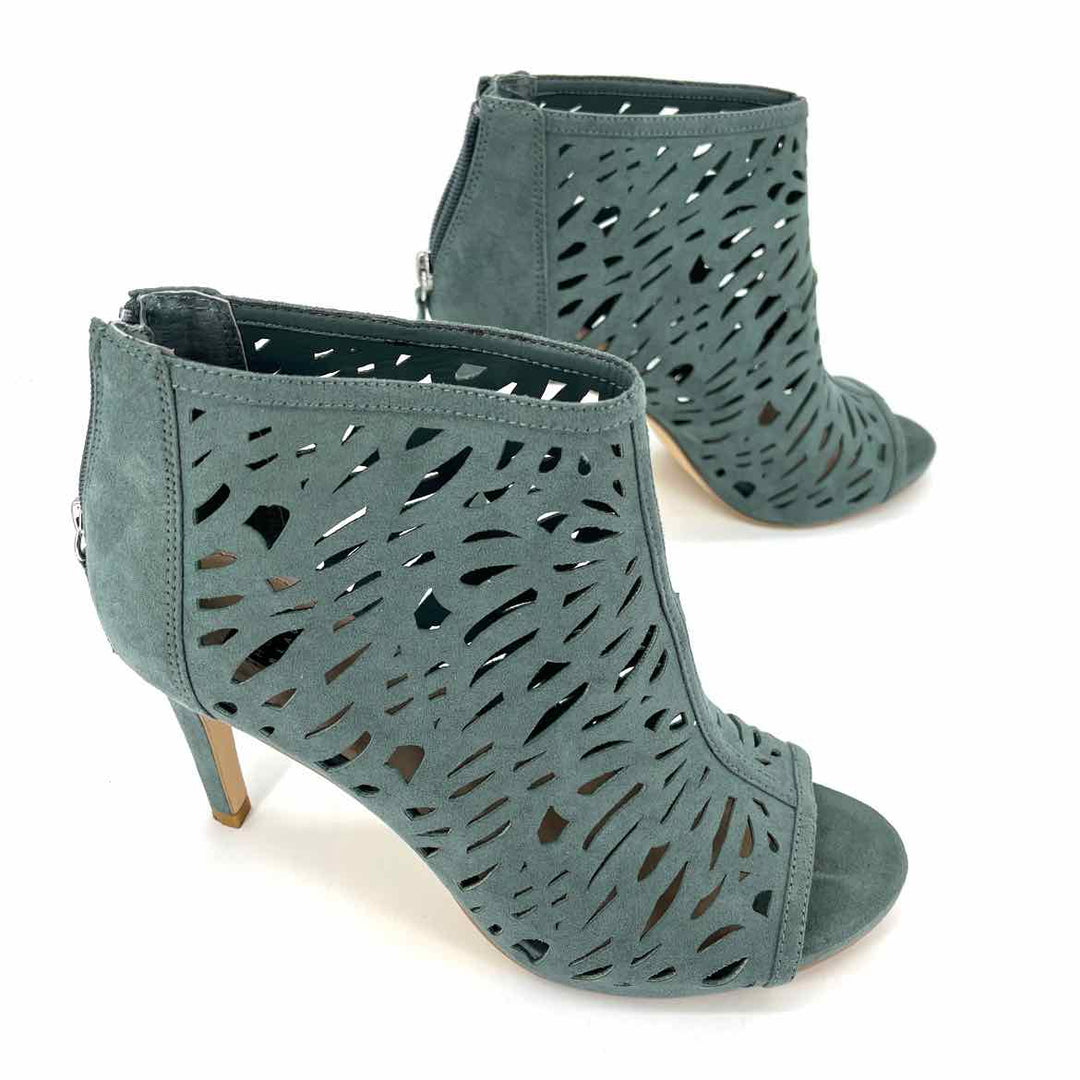 Shoe Size 8.5 Sage Heels
