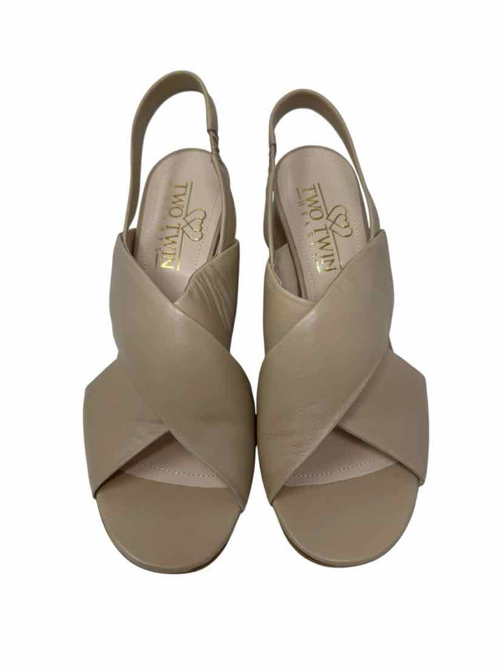 Shoe Size 39 Tan Sandals