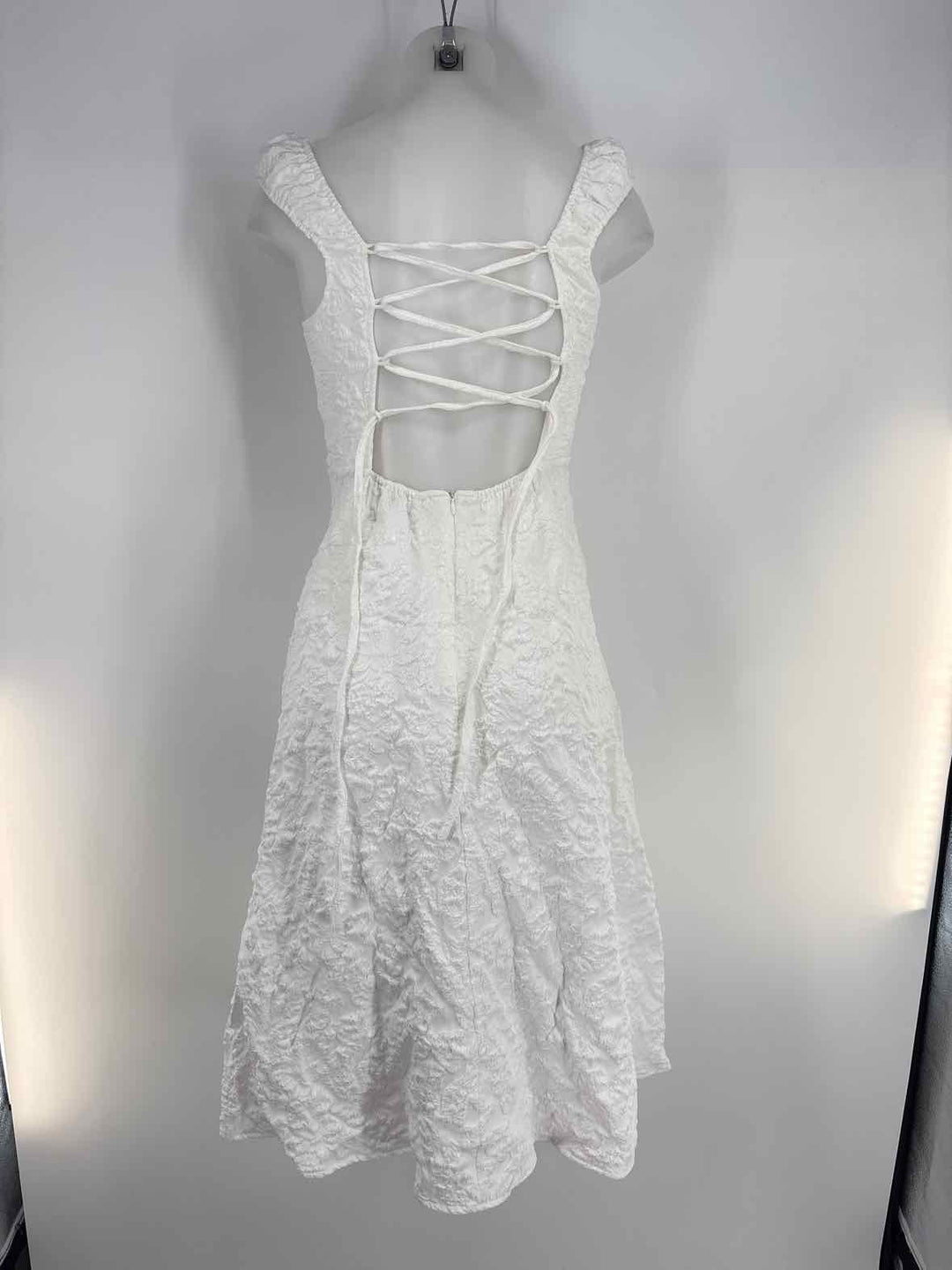 Size S LULUS White Dress
