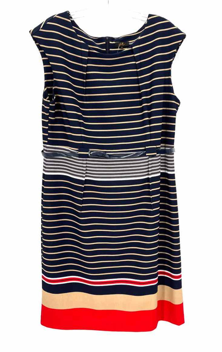 Size M Multi-Color Dress