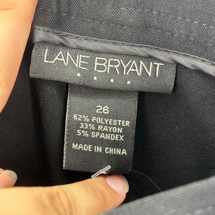 Size 26 LANE BRYANT Black Capri