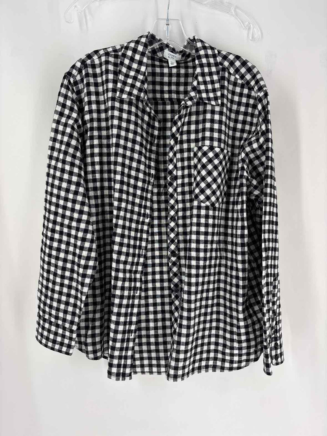 Size XL CROWN & IVY Black/White Shirt