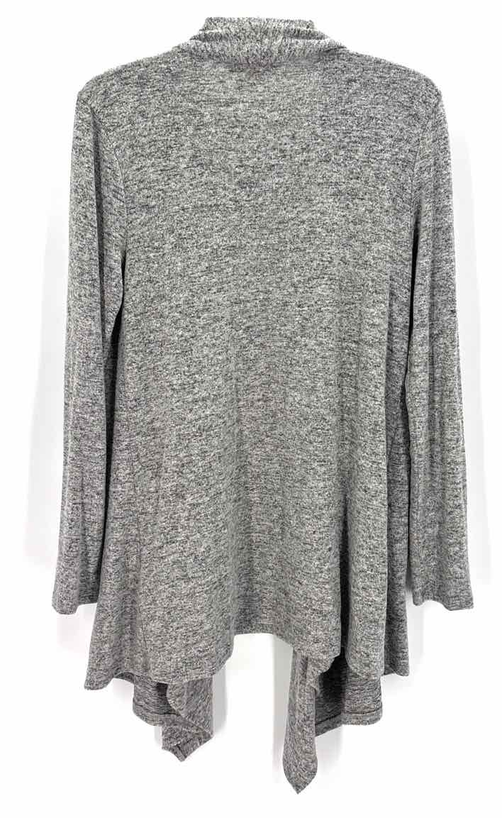 Size XL JOAN VASS Gray Shirt