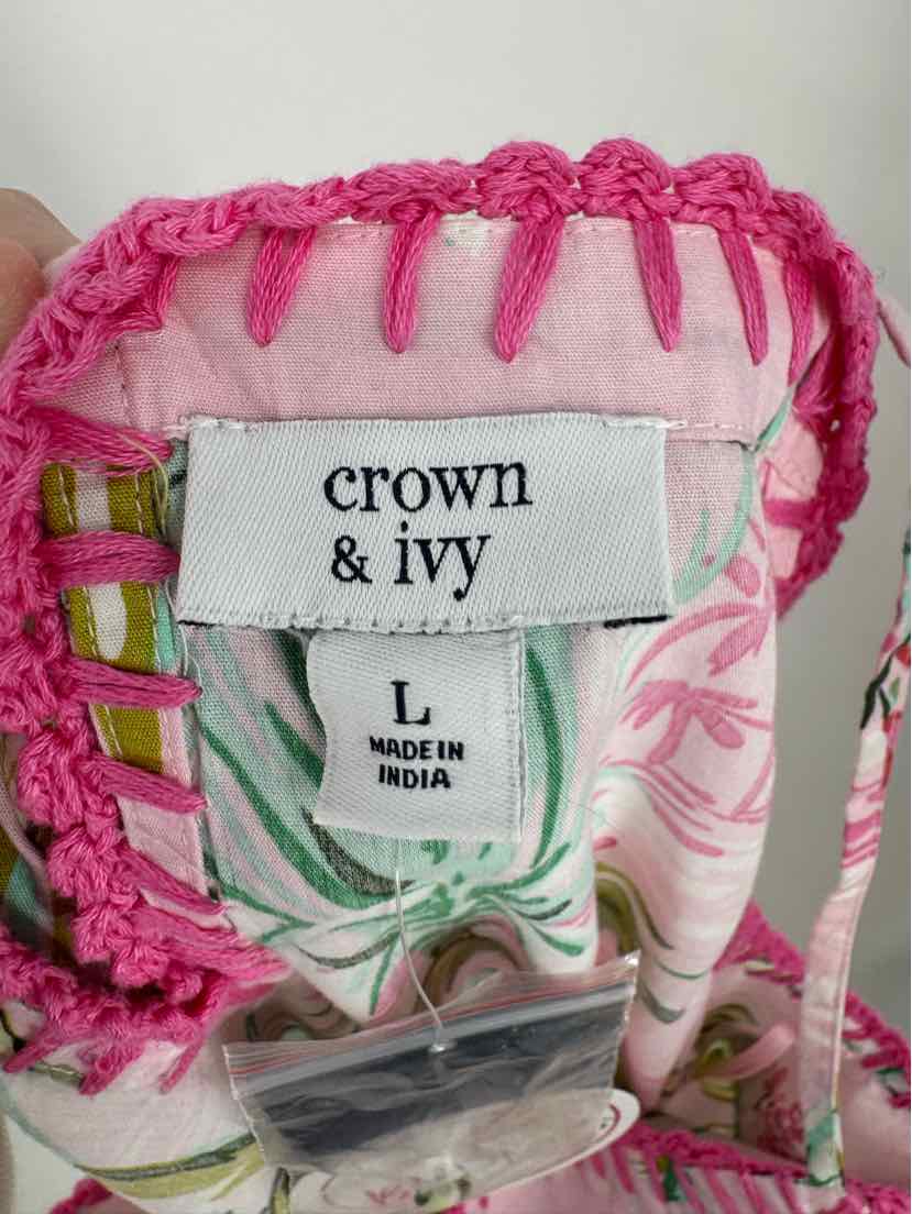 Size L CROWN & IVY PINK PRINT Dress