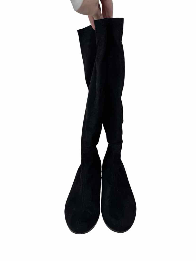 Shoe Size 7.5 MUNRO Black Suede Boots