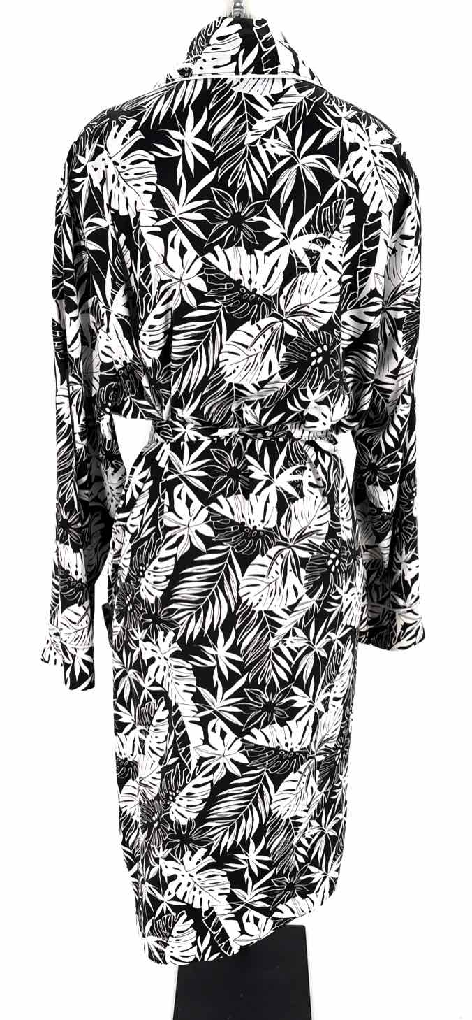 Size L/XL INC Multi-Color Pajamas