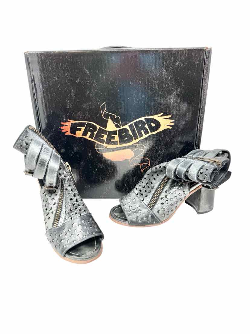 Shoe Size 8 FREEBIRD Black Leather Pumps