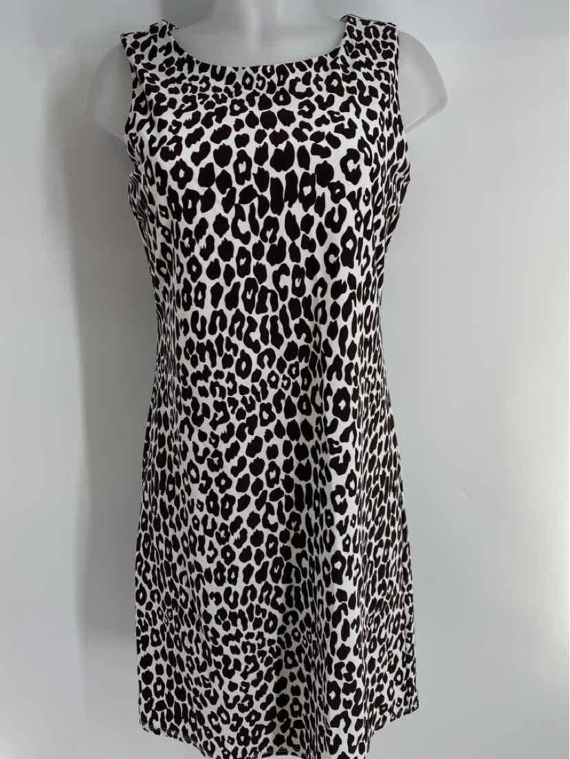 Size M White Print Dress