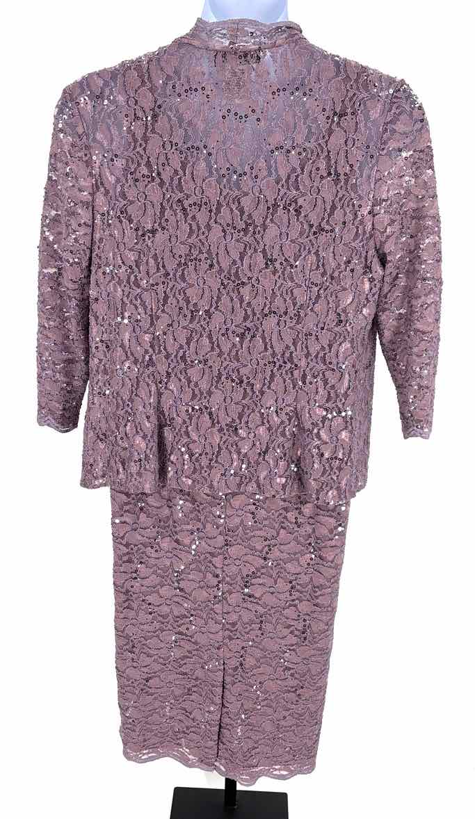 Size 16 ALEX EVENING Lavender Lace Dress