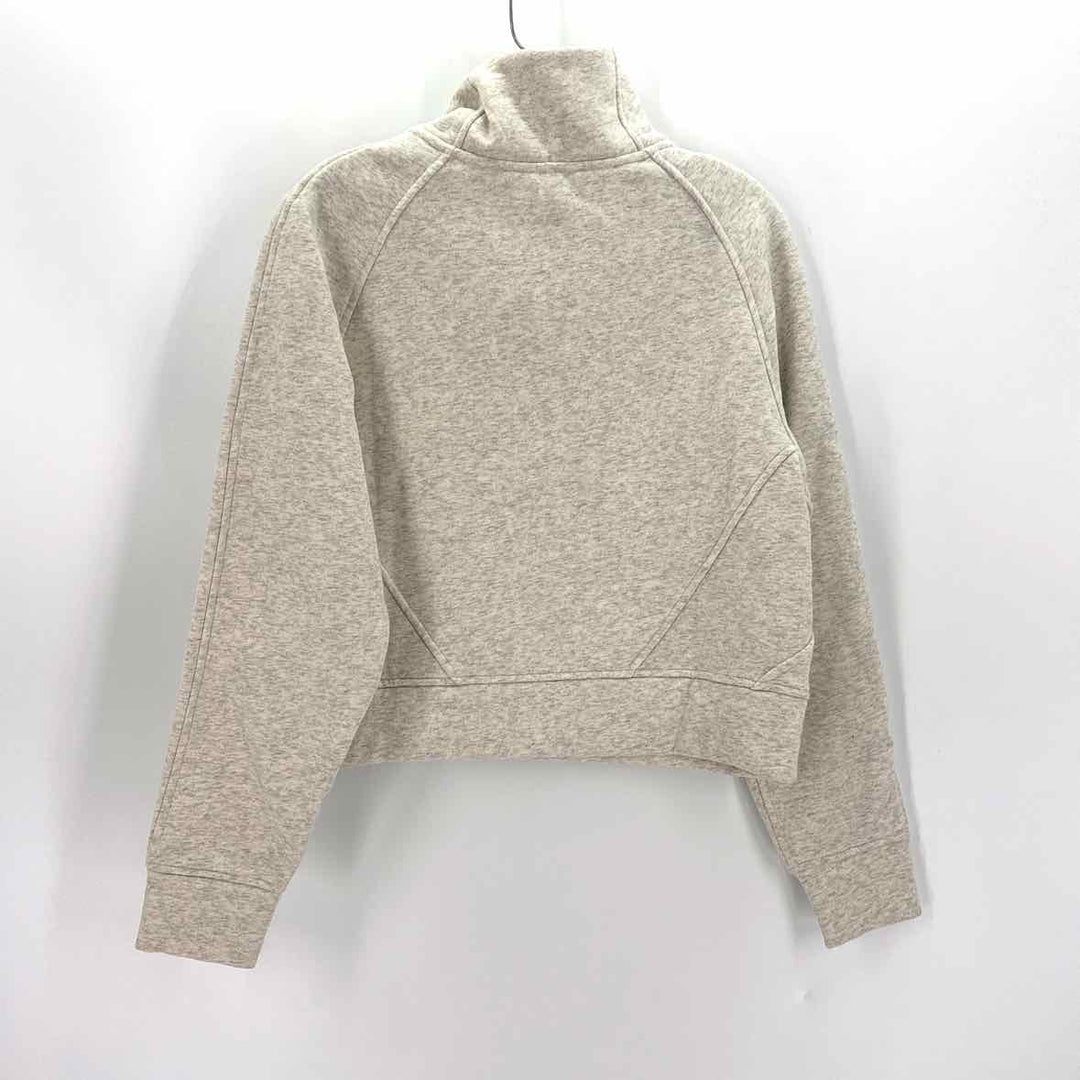 Size S Cream Knit Shirt