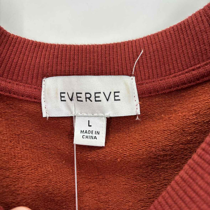 Size L EVEREVE Burgundy Sweater