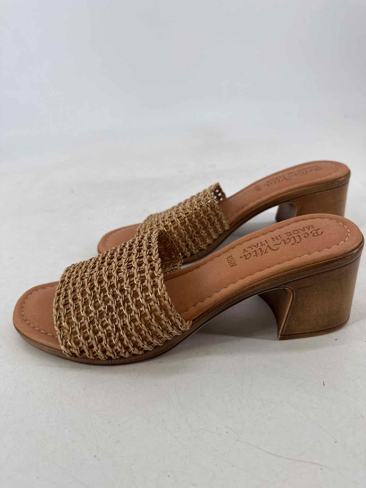Shoe Size 8.5 Tan Sandals