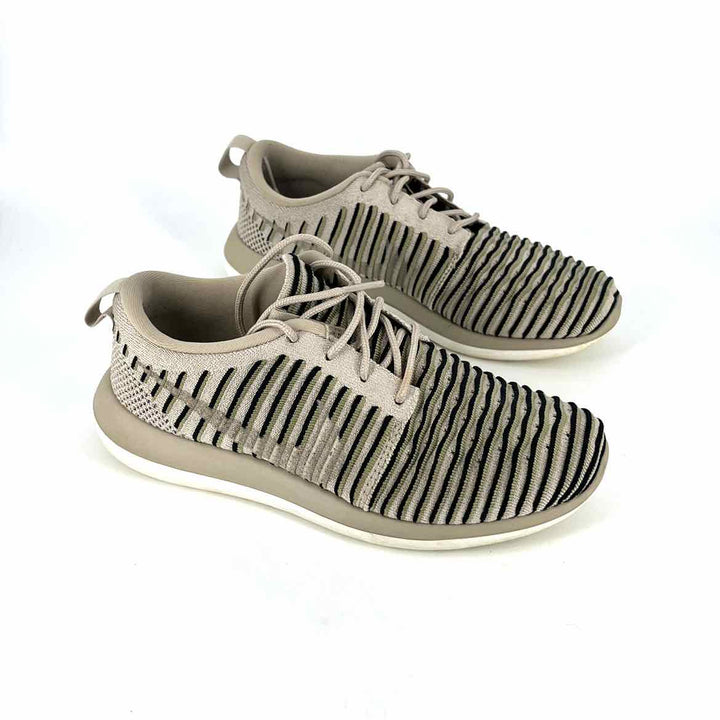 Shoe Size 38 Nike Taupe Sneakers