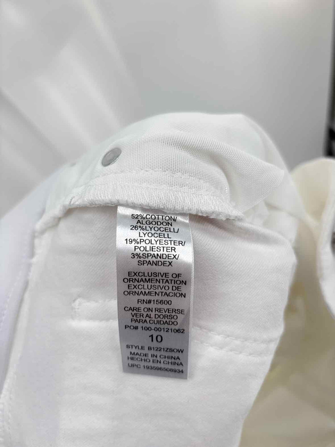 Size 10 DEMOCRACY White Pants