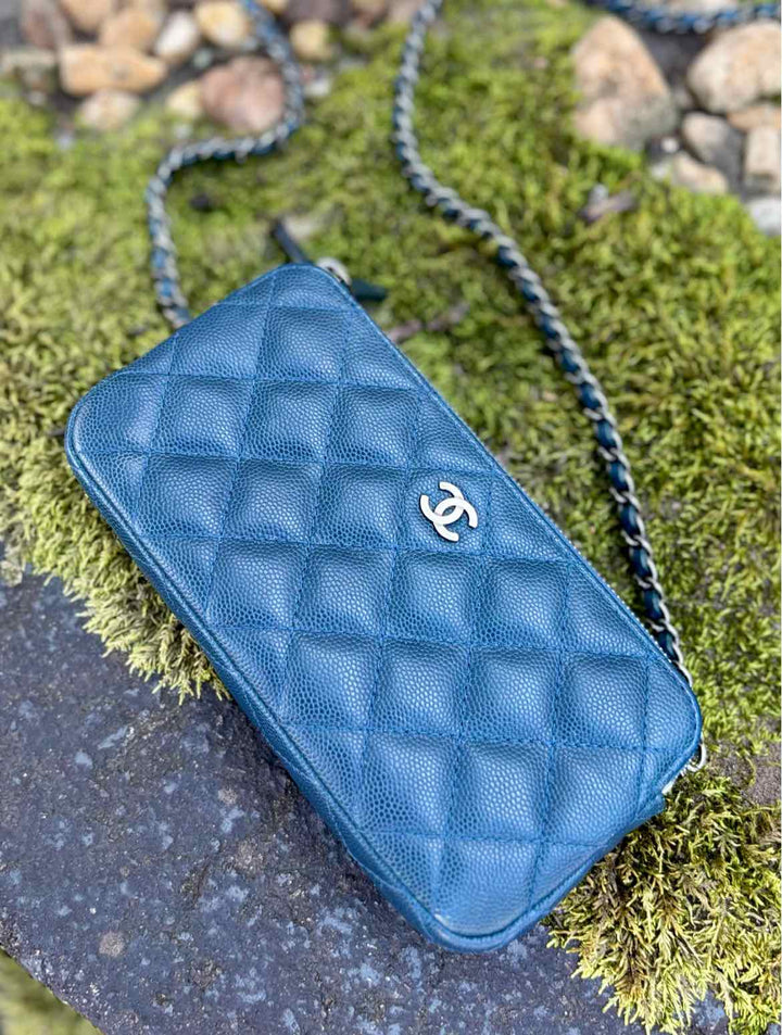 Chanel Luxury - Purse