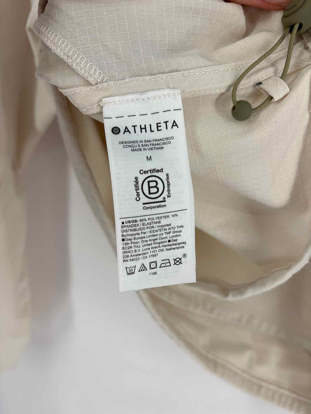 Size M Athleta Cream Jacket