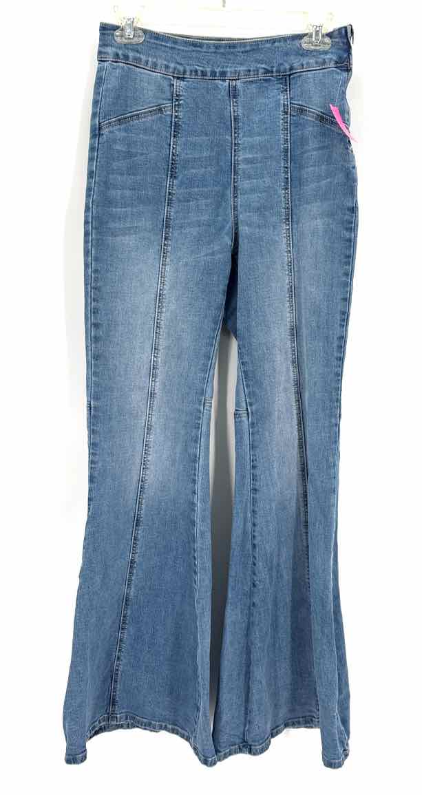 Size M JEALOUS TOMATO Blue Denim Jeans