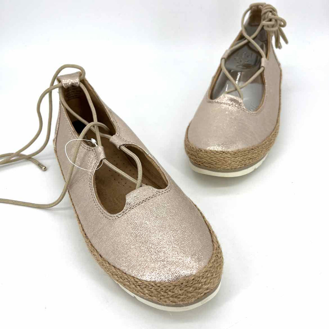Shoe Size 8.5 Naturalizer Bronze Flats