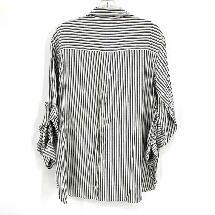 Size M MAX STUDIO White Shirt