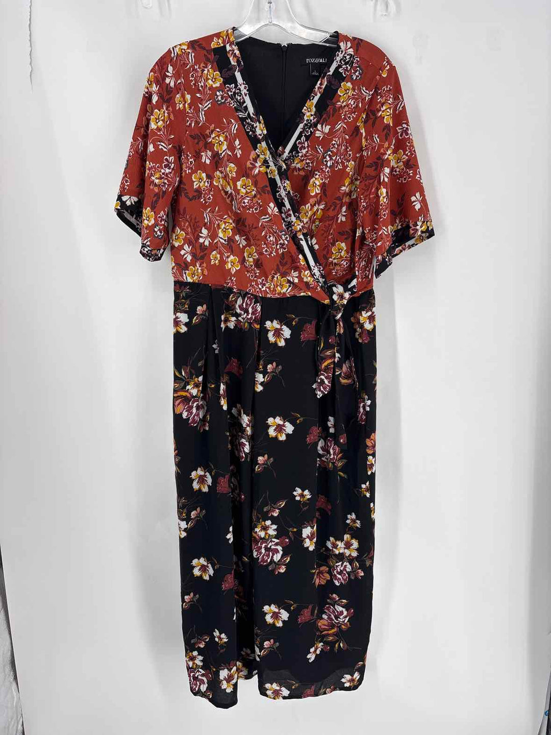 Size L Roz & Ali ORANGE PRINT Romper