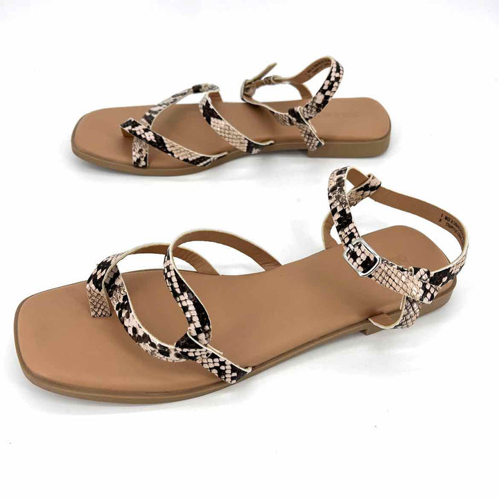 Shoe Size 9 Old Navy Tan Sandals