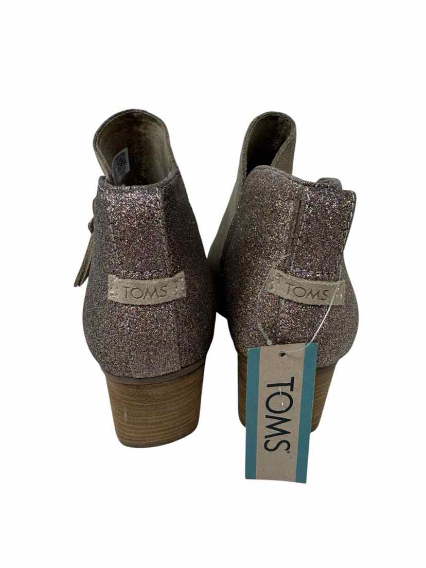 Shoe Size 9.5 Toms Brown Suede Boots