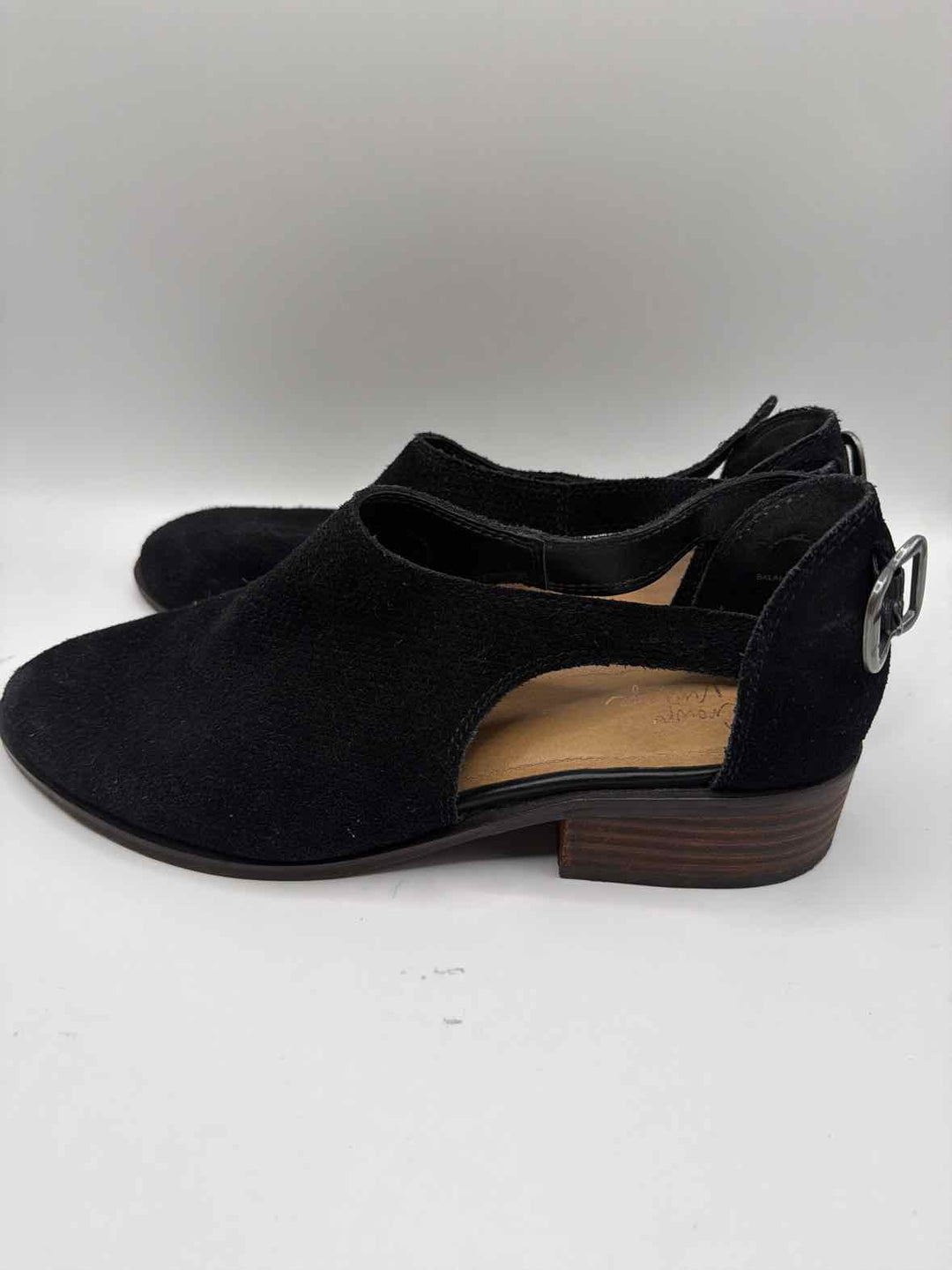 Shoe Size 8 CROWN VINTAGE Black Suede Flats