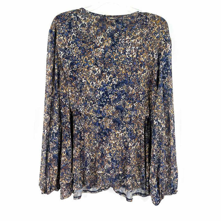 Size 3X Multi-Color Shirt