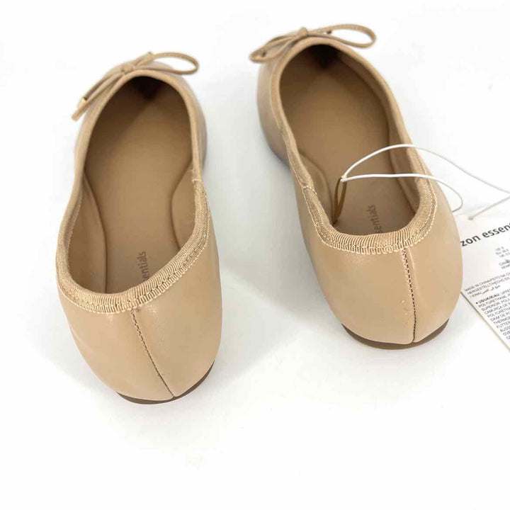 Shoe Size 8 Taupe Faux Leather Flats