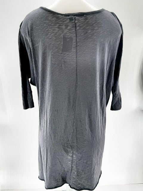 Size XS/S FRESH PRODUCE Gray Shirt