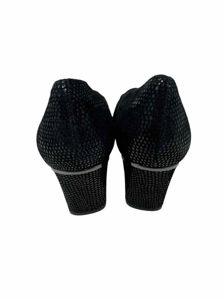 Shoe Size 8.5 VAN ELI Black Pumps