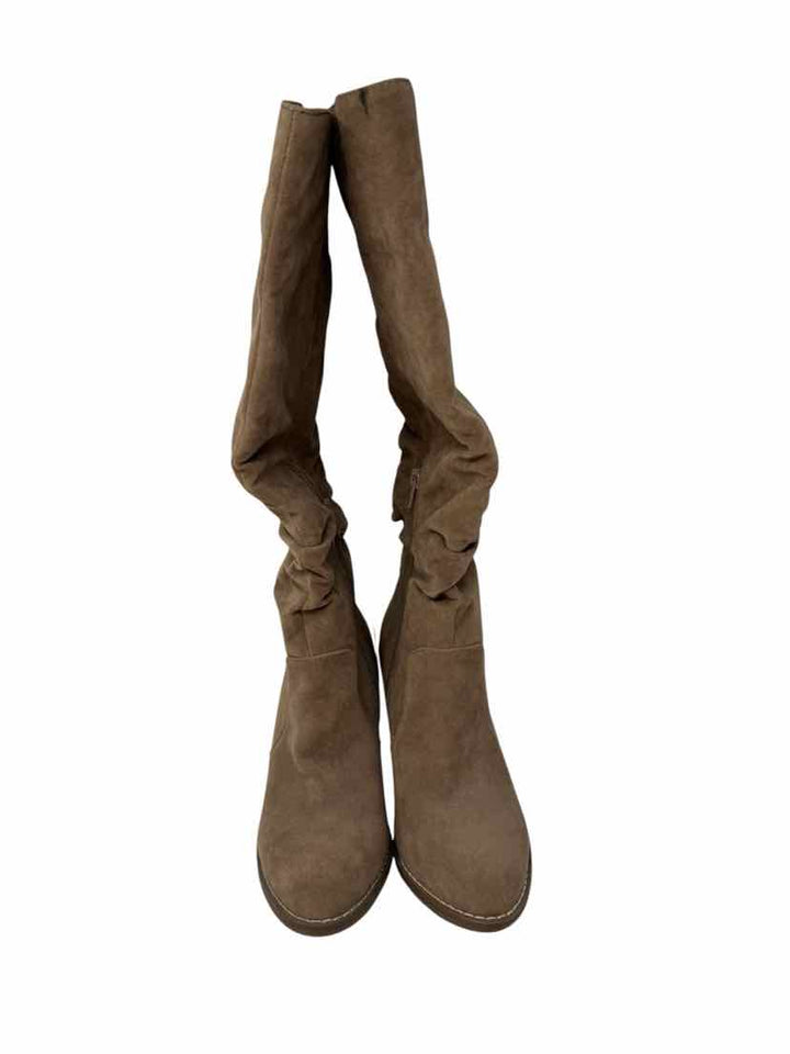 Shoe Size 8 UNIVERSAL THREAD Brown Boots