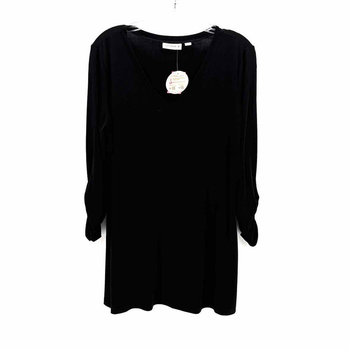 Size M SUSAN GRAVER Black Knit Shirt