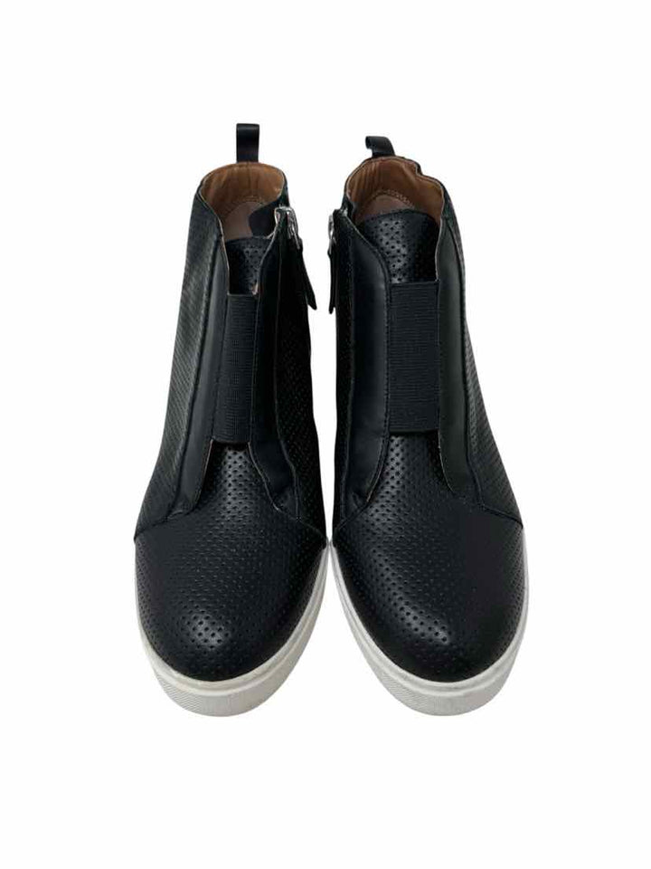 Shoe Size 7 Black Leather Boots