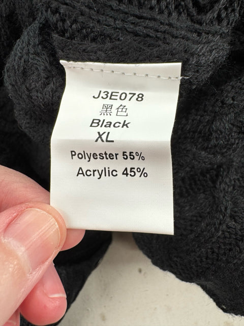 Size M Black Knit Cardigan