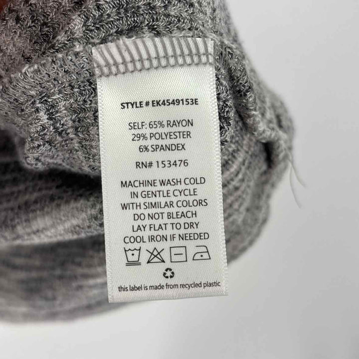 Size L EVEREVE Gray Shirt